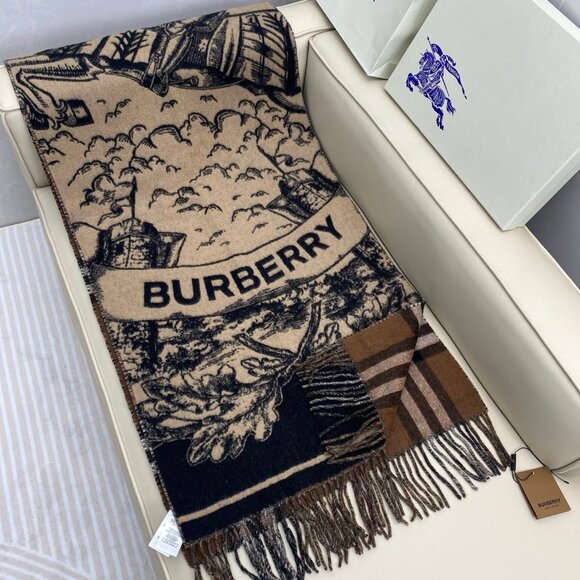 ✨Burberry scarf✨ - Picture 2 of 8